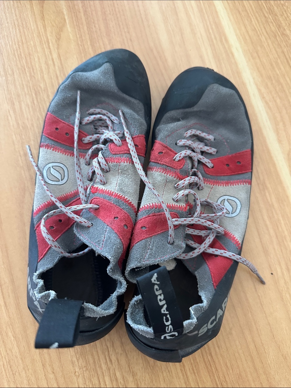 Scarpa Men’s Rock Climbing Shoes 10.5